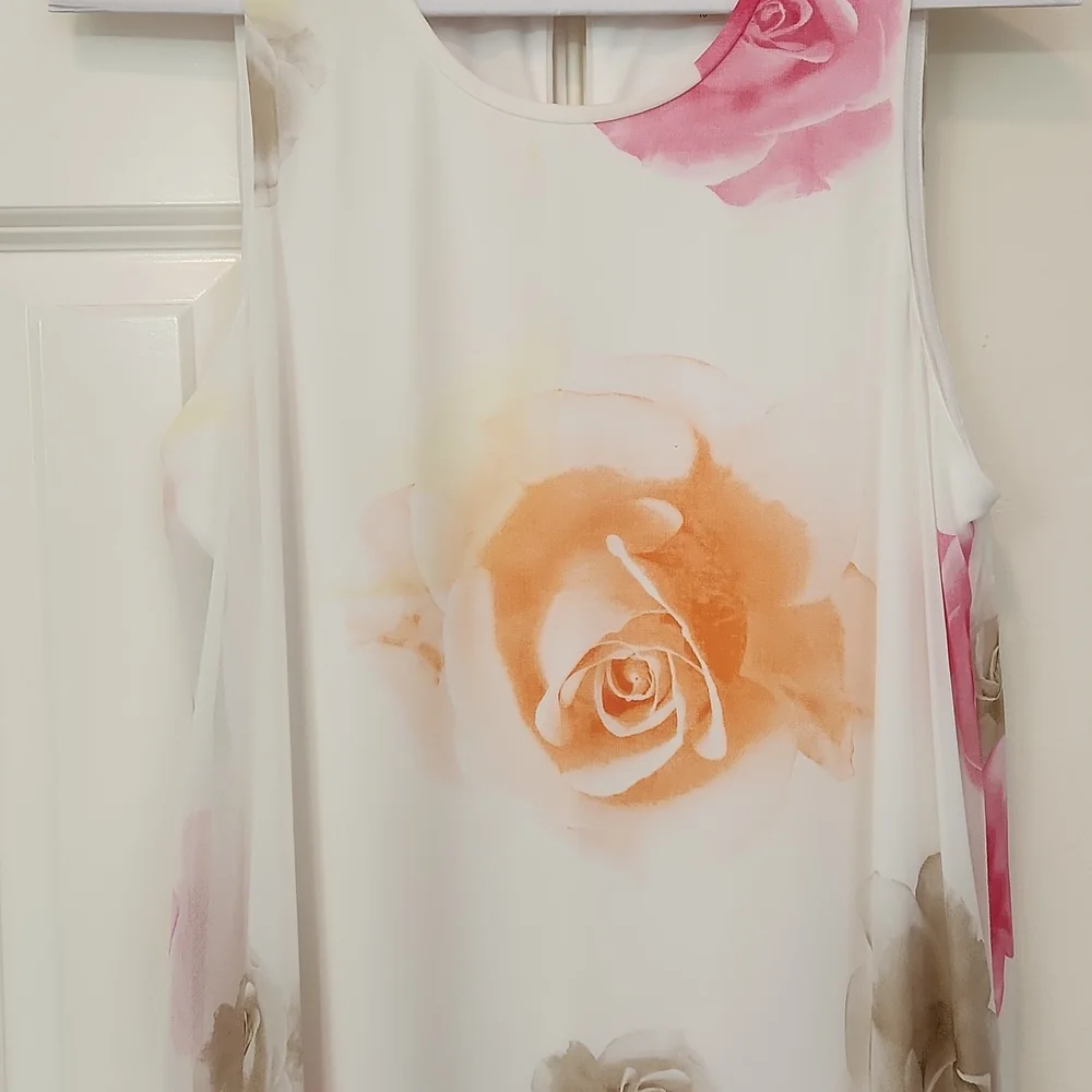 Calvin Klein, white floral, size 10 - Picture 2 of 7